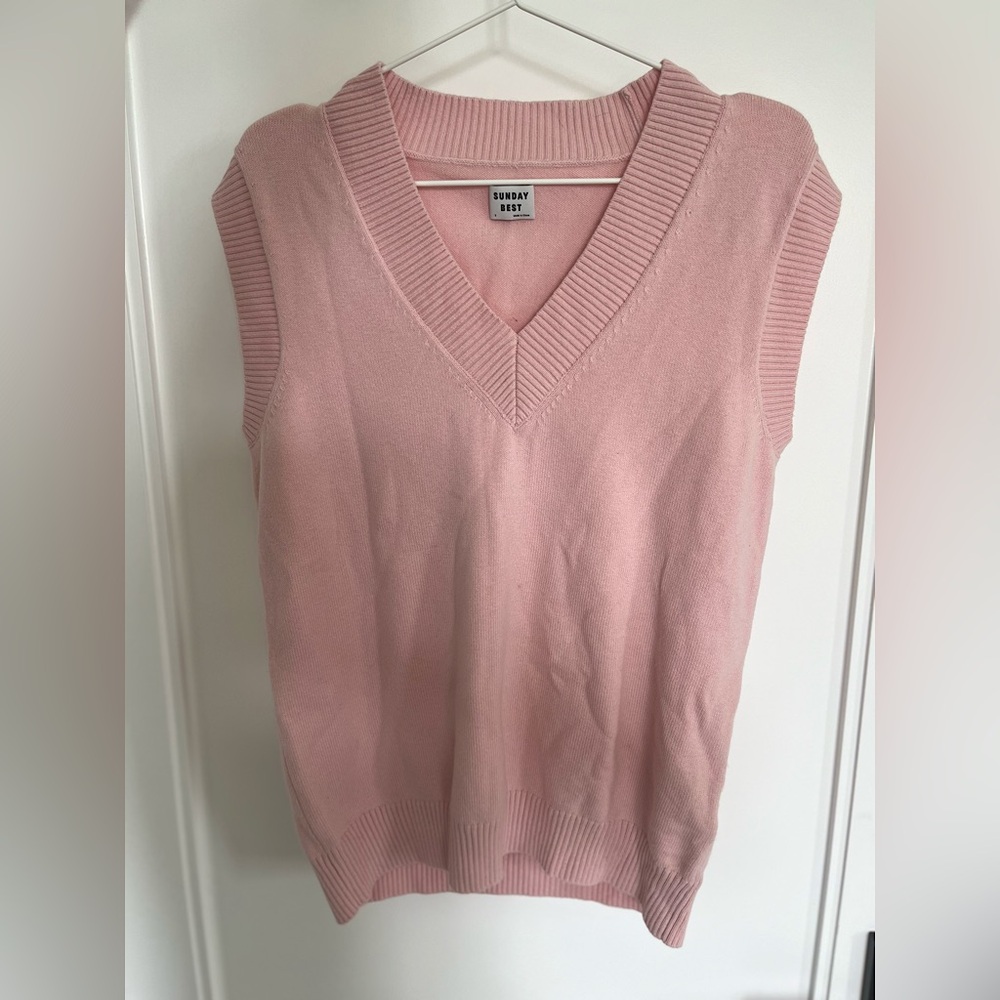 SUNDAY BEST PINK SWEATER VEST